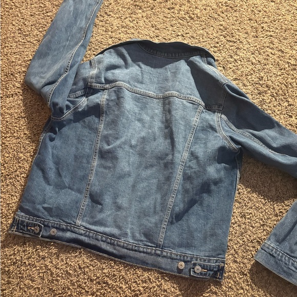 Old Navy Jean Jacket - Picture 4 of 4